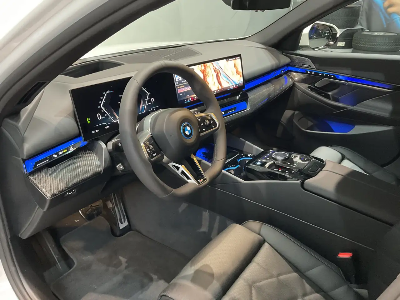 BMW i5 6