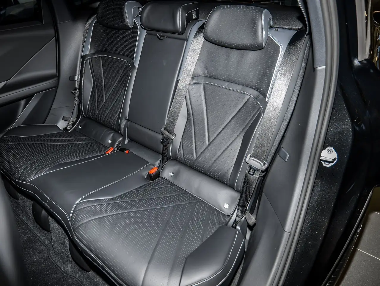 BMW iX3 50 9