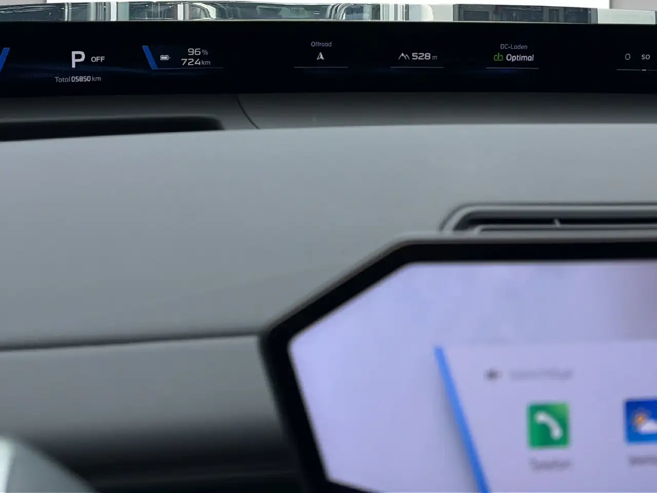 BMW iX3 50 9