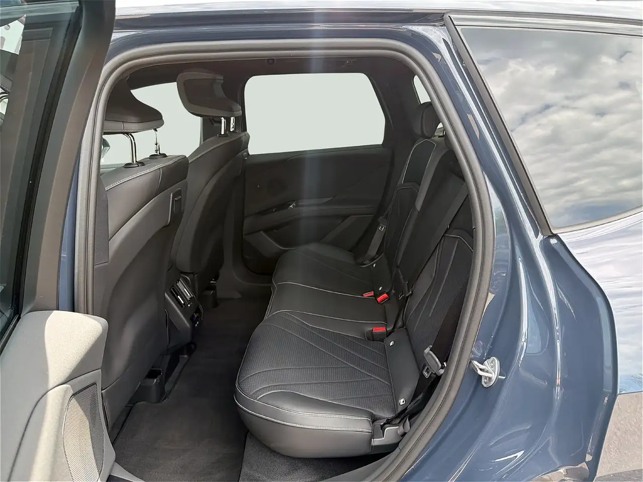 BMW iX3 50 11