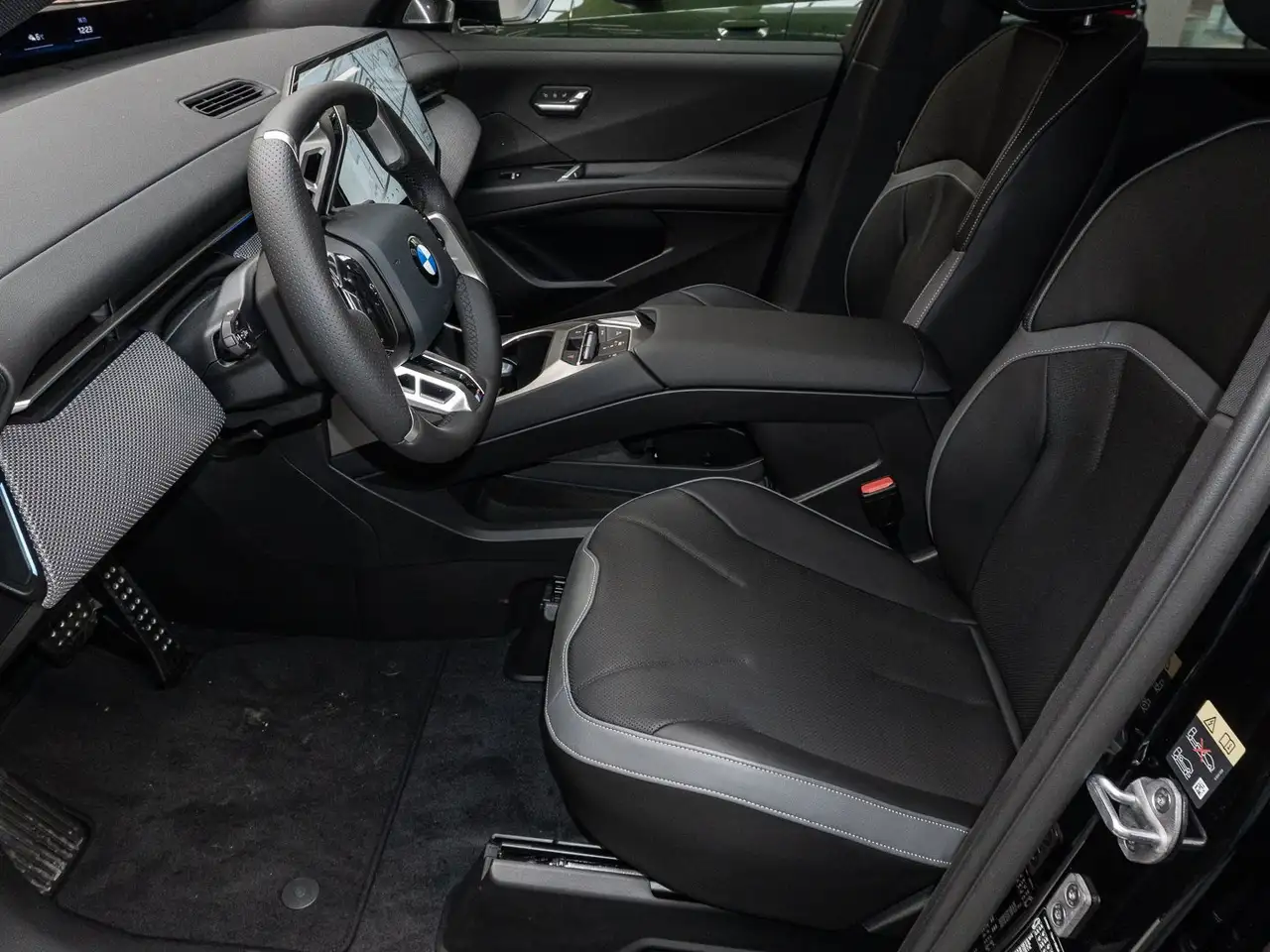 BMW iX3 50 12
