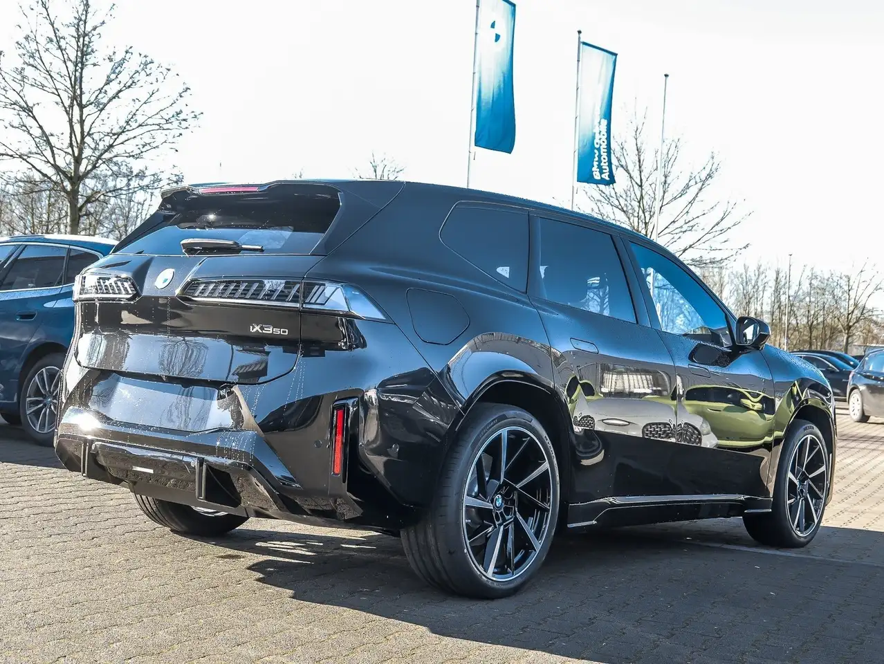 BMW iX3 50 2