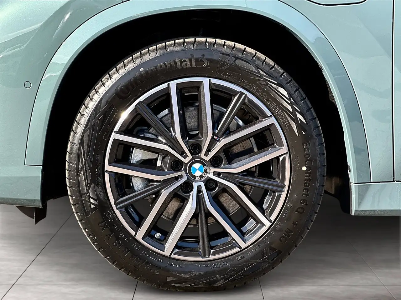 BMW X1 6