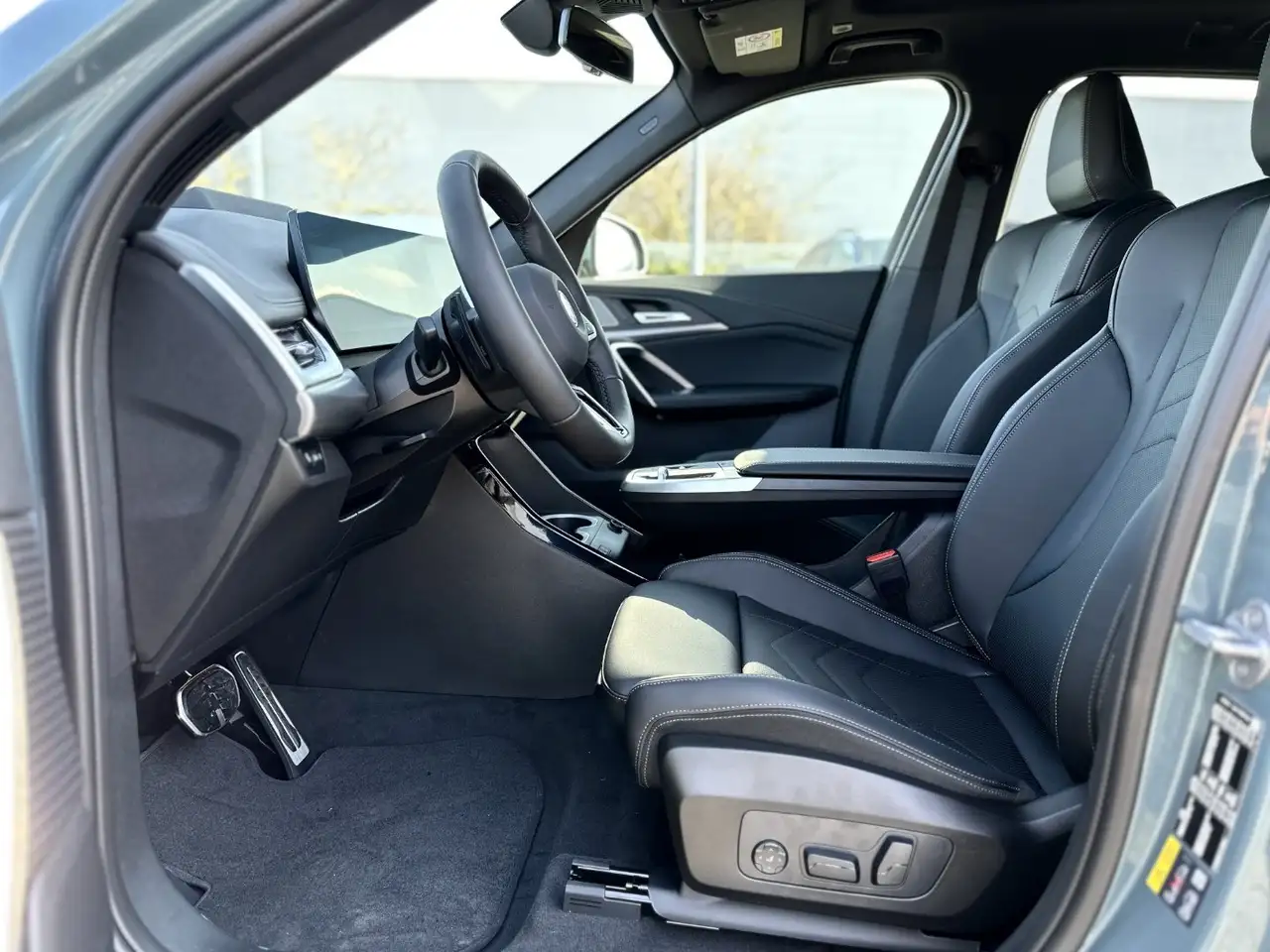 BMW X1 12