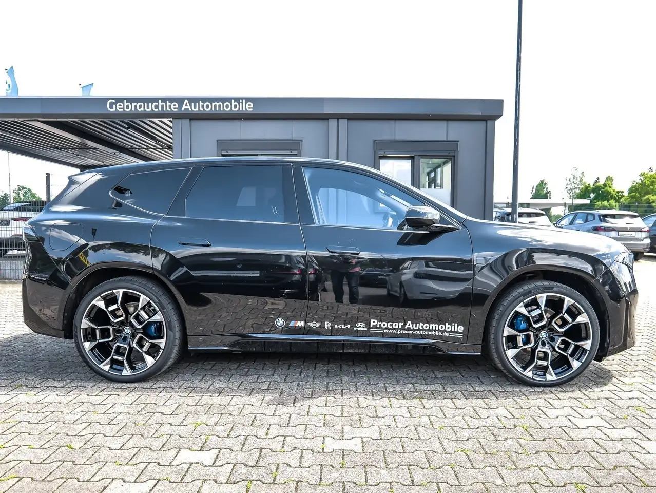 BMW iX3 50 10