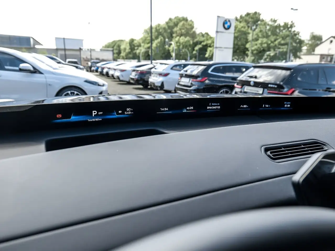 BMW iX3 50 16