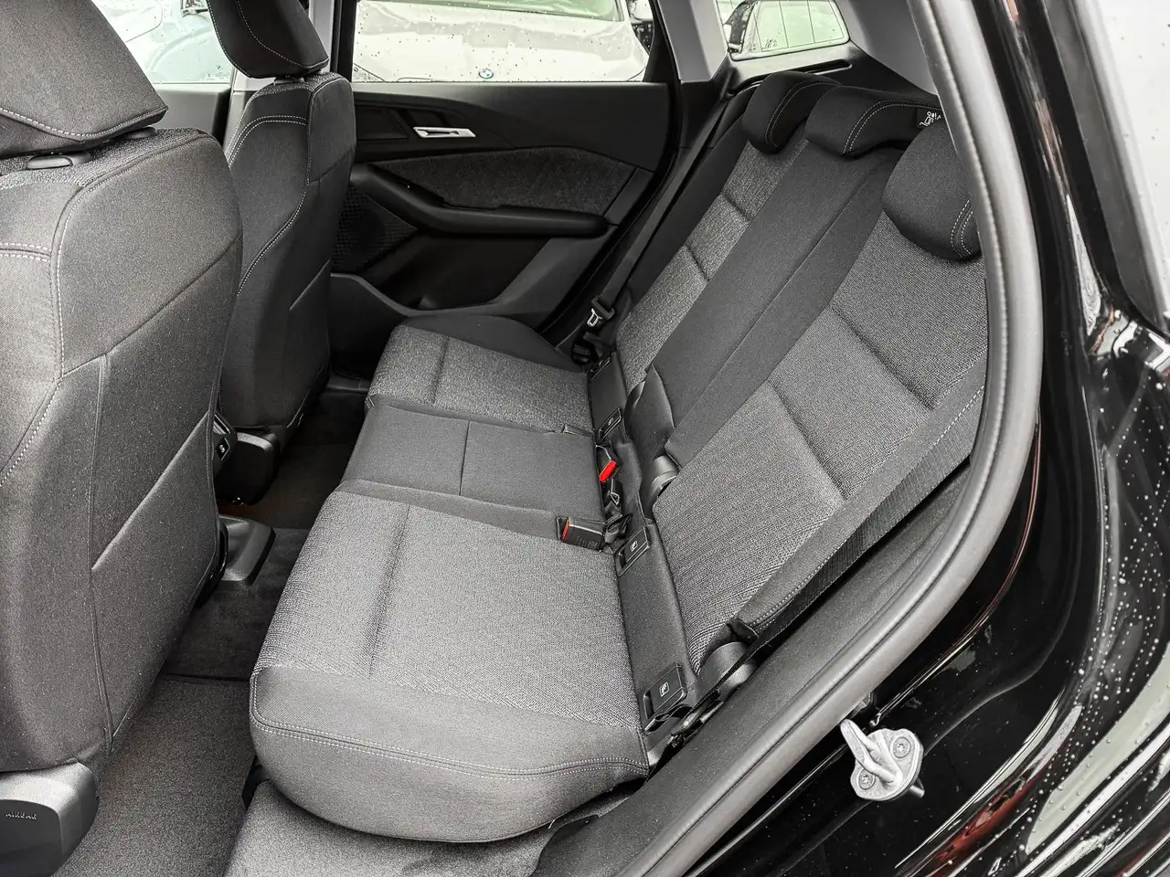BMW 218 i 15