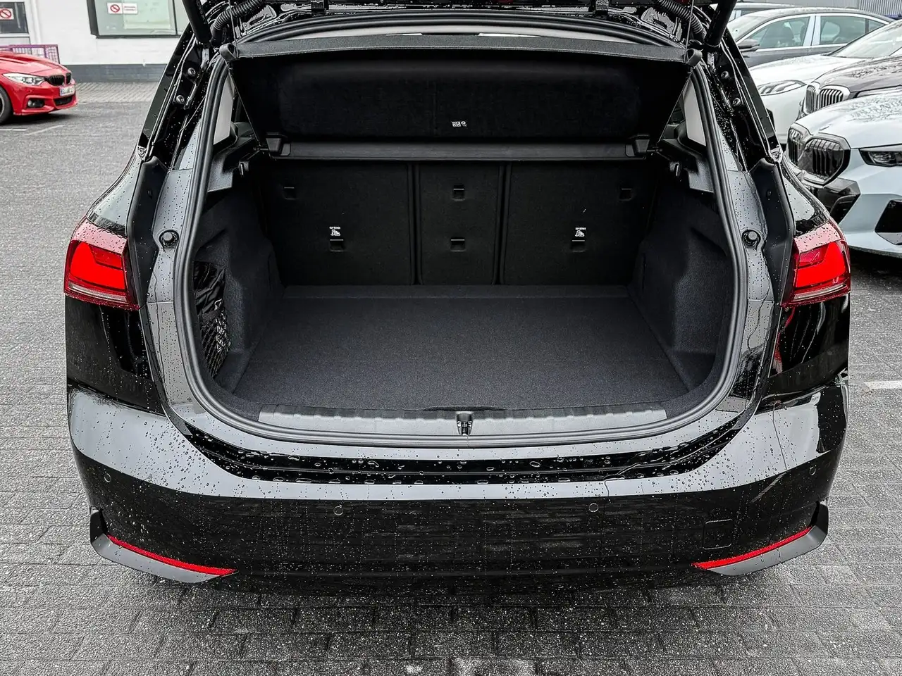 BMW 218 i 16
