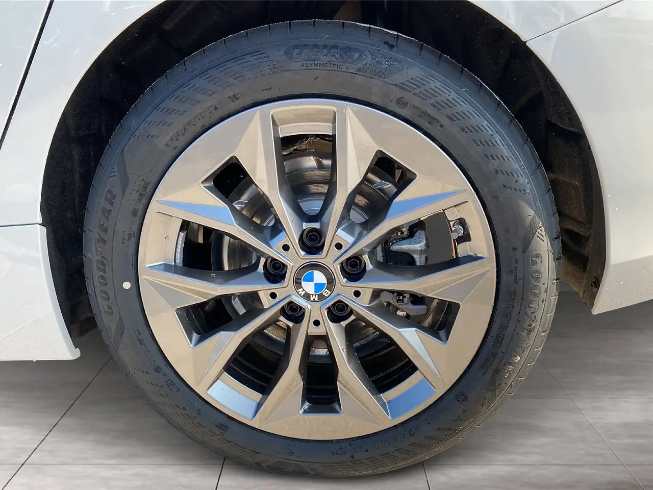 BMW 120 6