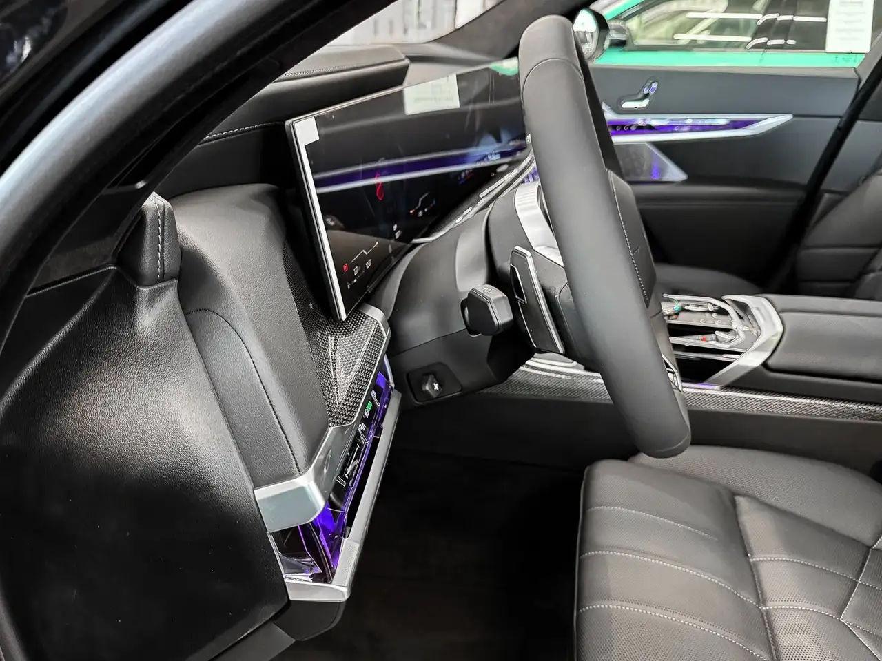 BMW 740 13
