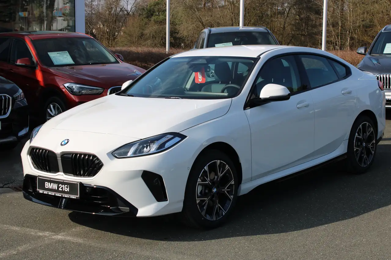 BMW 216 2