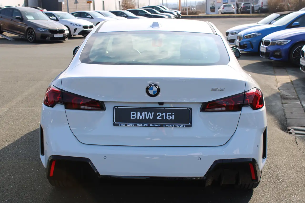 BMW 216 6