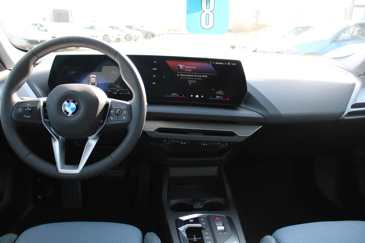 BMW 220 11