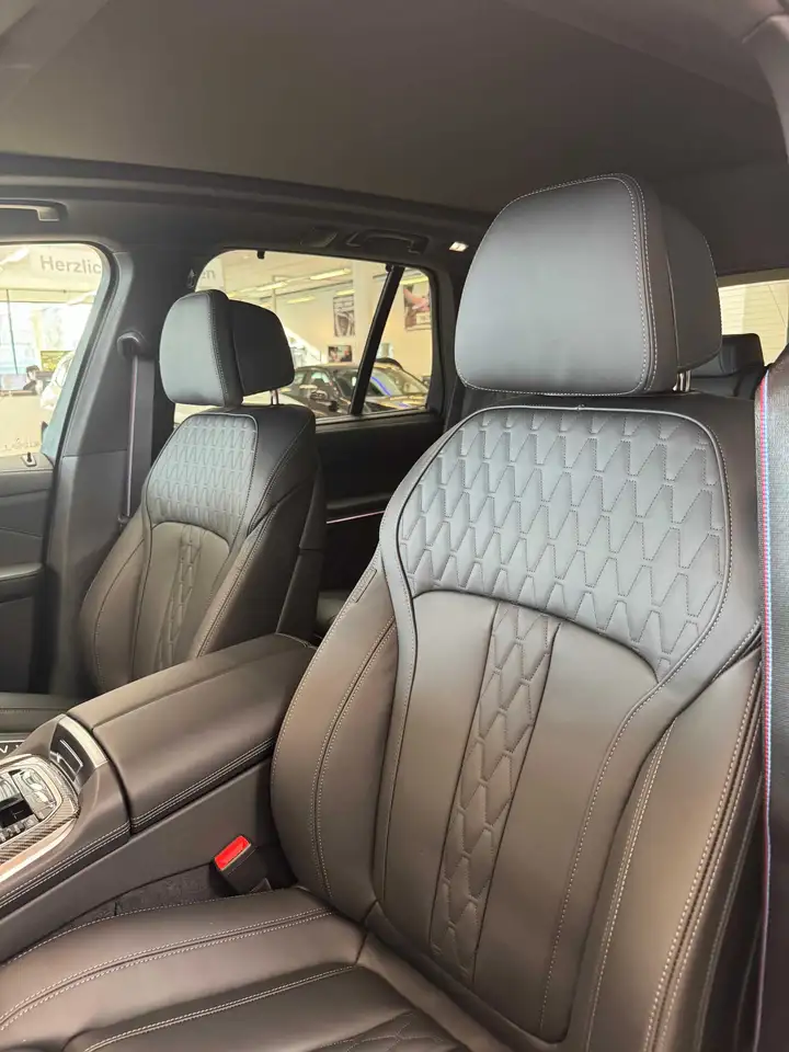 BMW X5 8