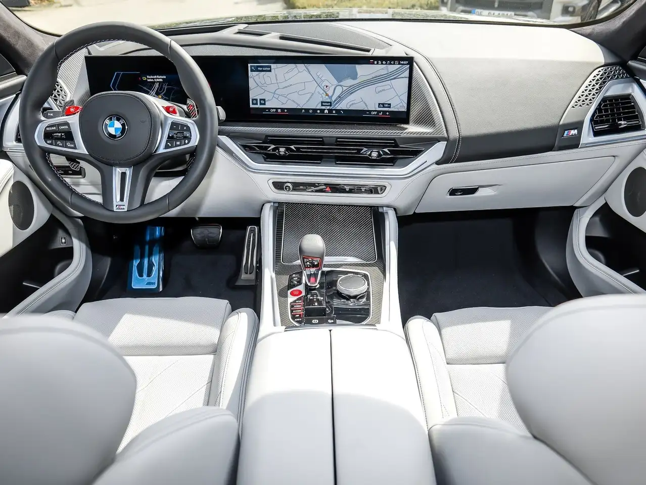 BMW XM 11