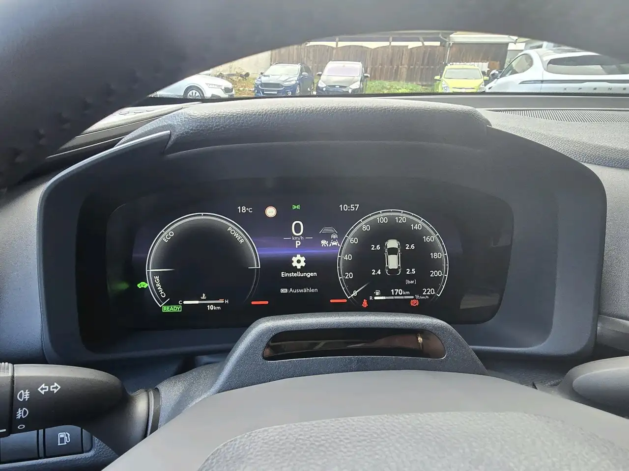 Toyota C-HR 3