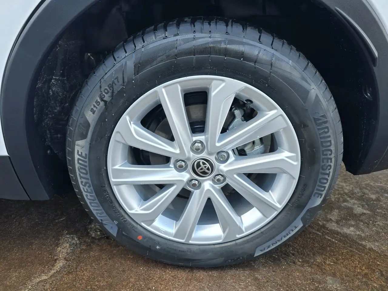 Toyota C-HR 10
