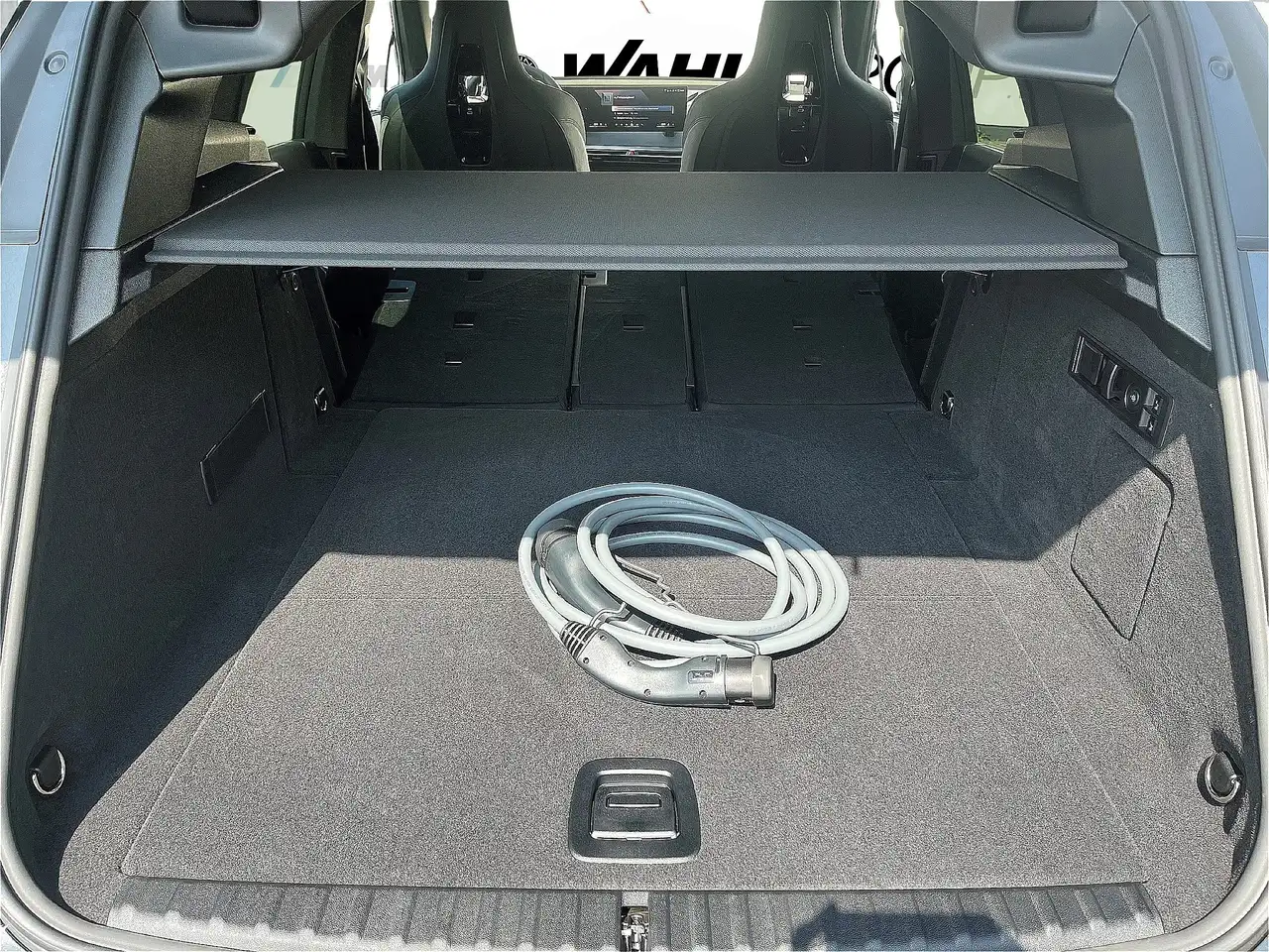 BMW iX 15