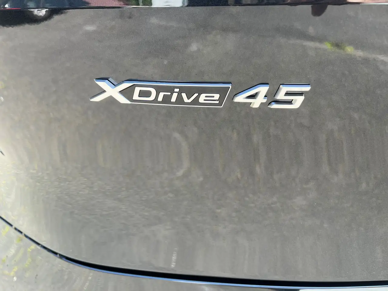 BMW iX 16