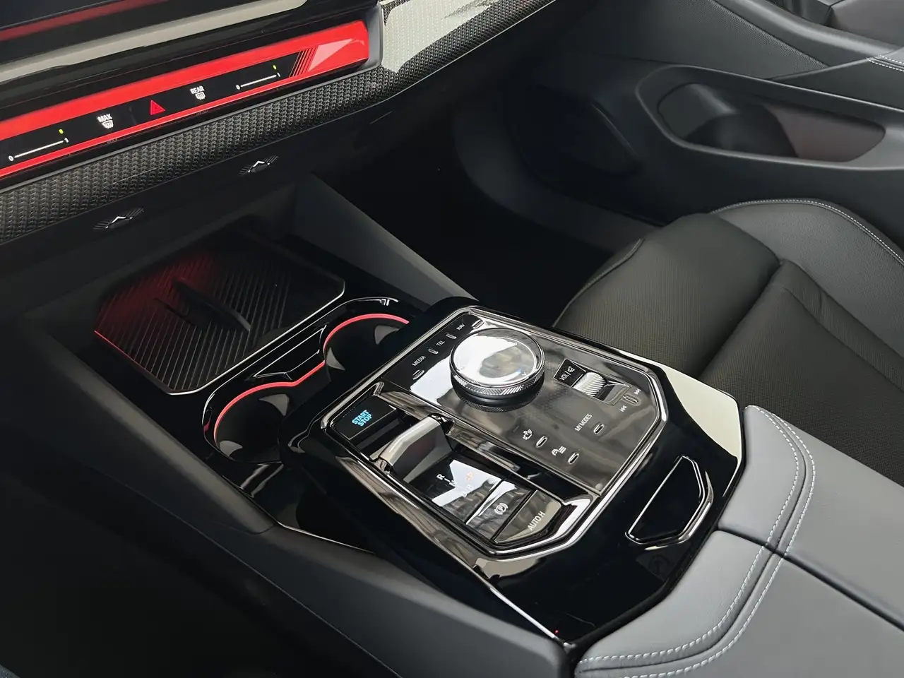 BMW i5 9