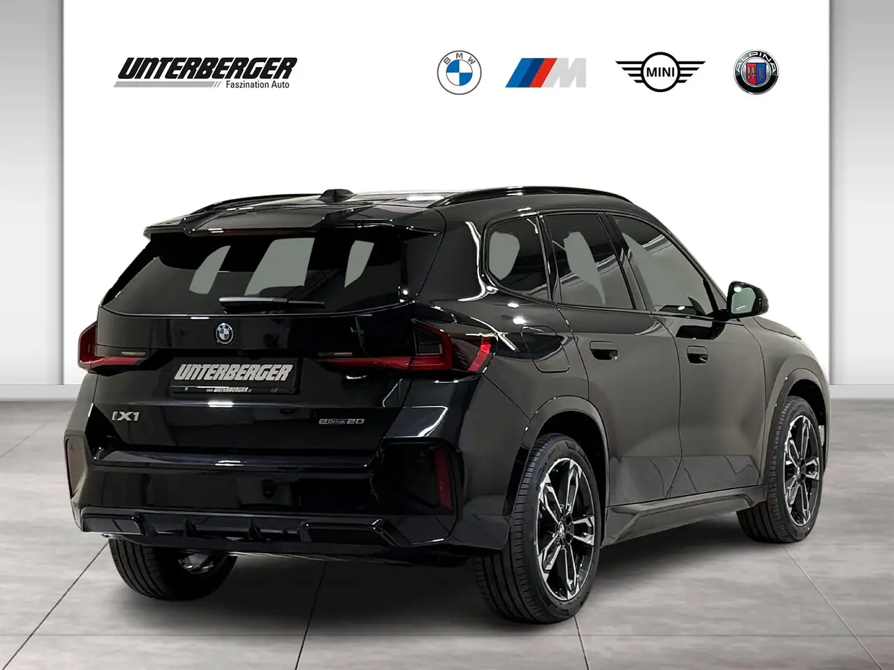 BMW iX1 3