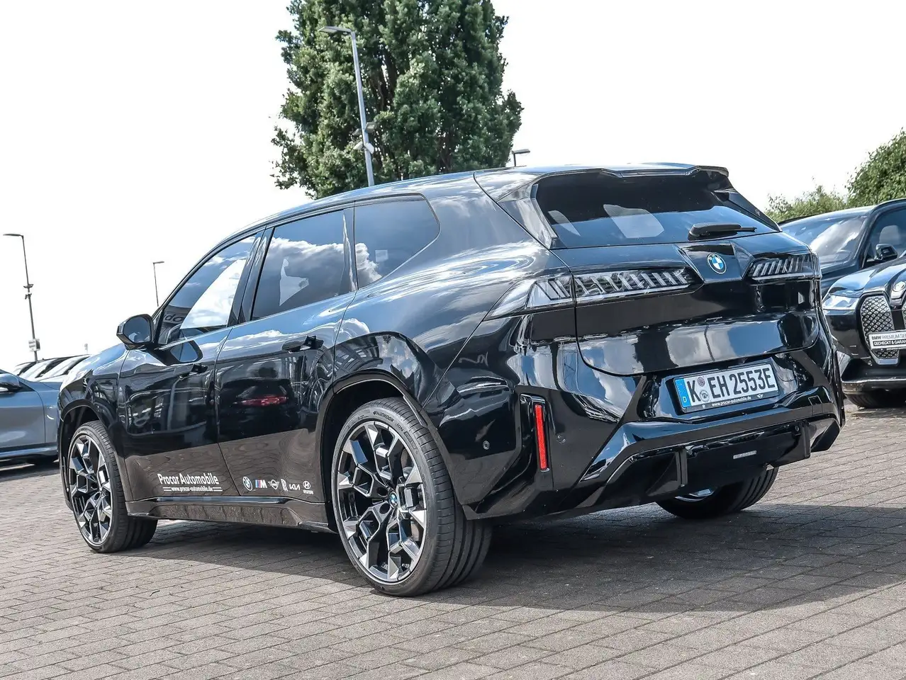 BMW iX3 50 7
