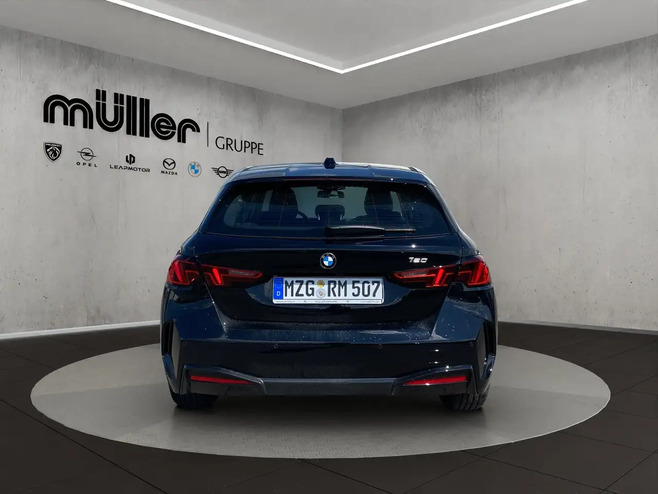 BMW 120 6