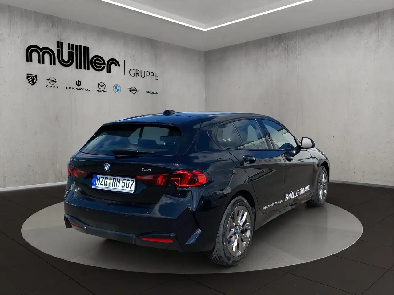 BMW 120 7