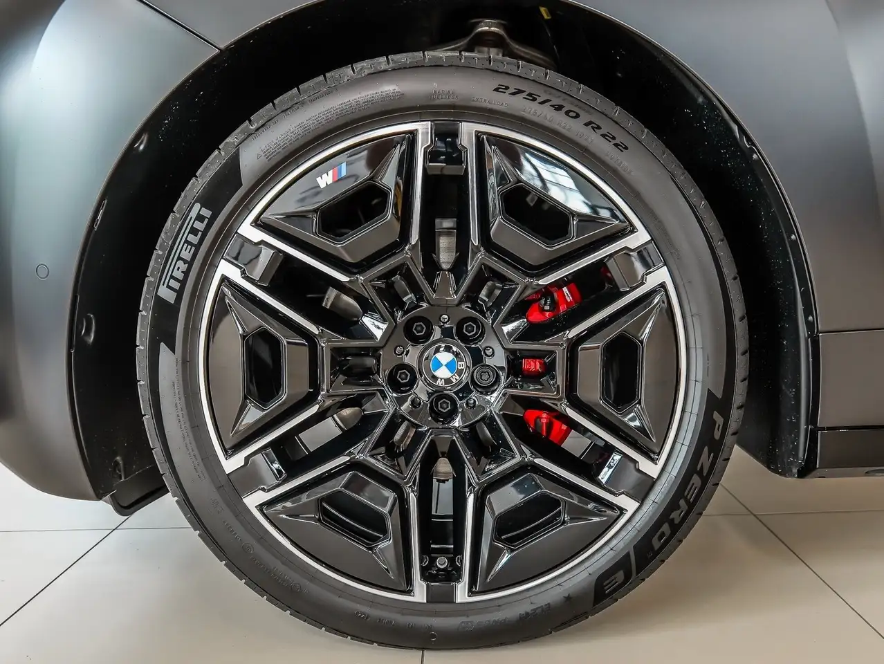 BMW iX 4
