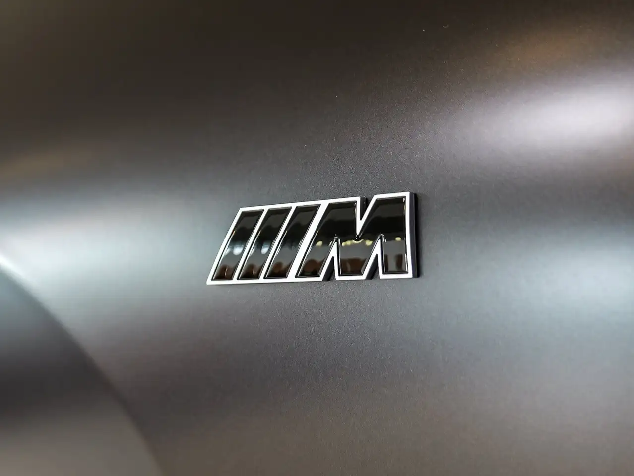 BMW iX 15