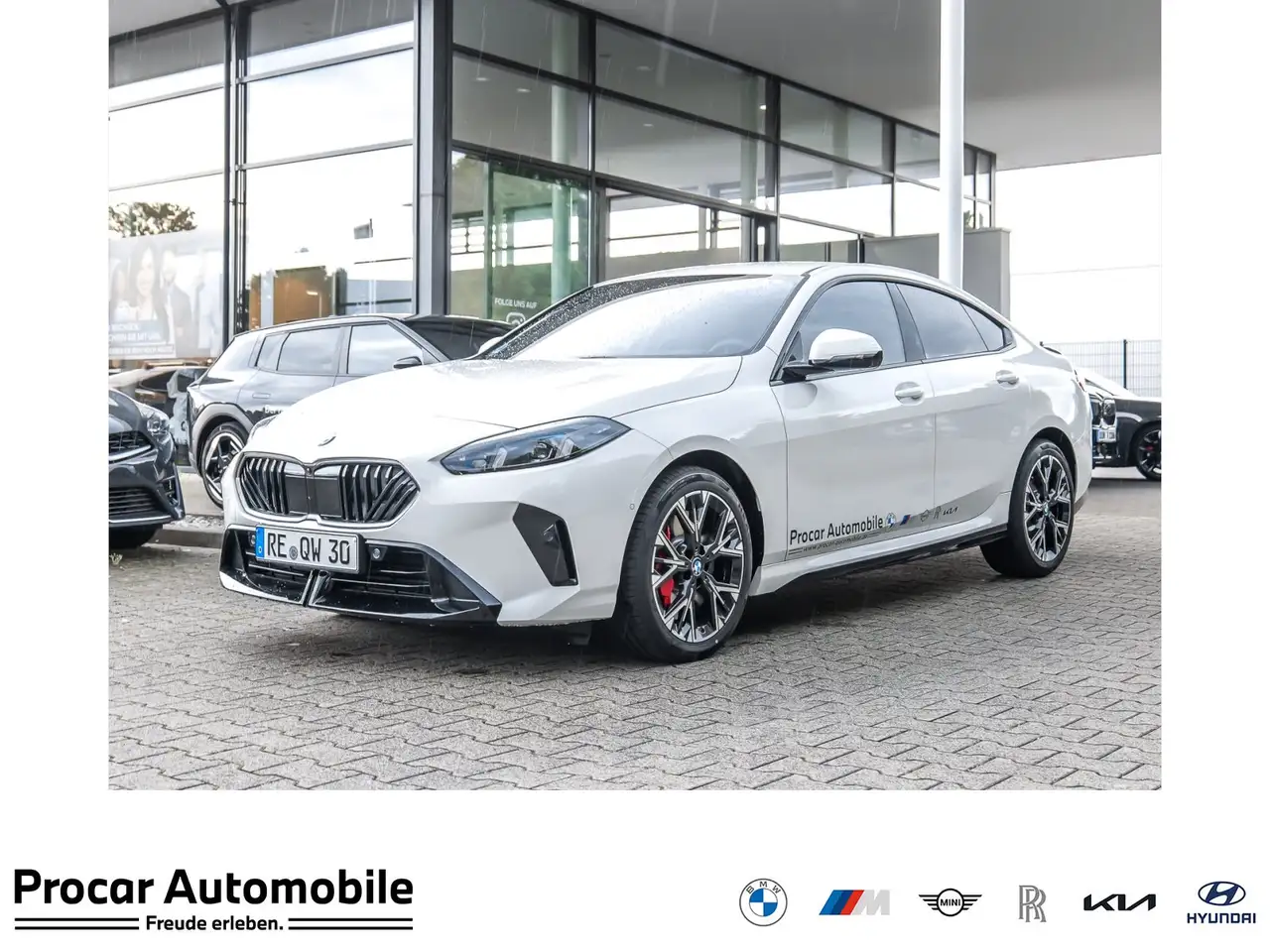 BMW 216