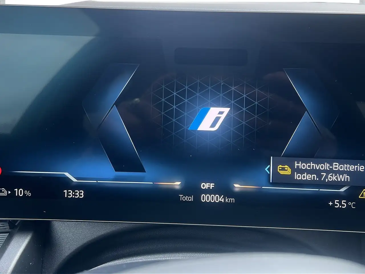 BMW i5 13