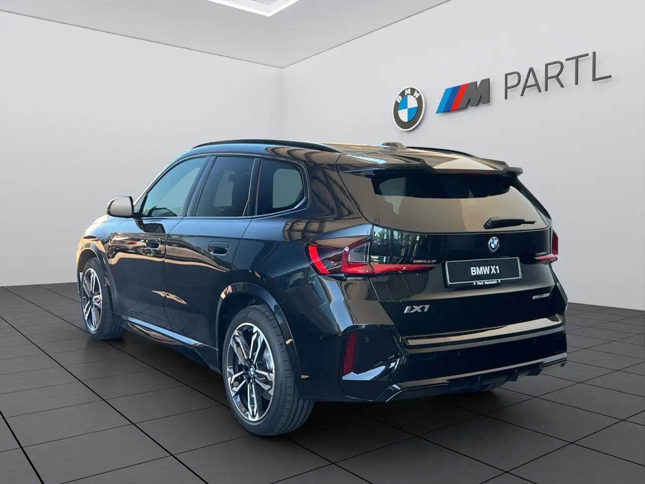 BMW iX1 3