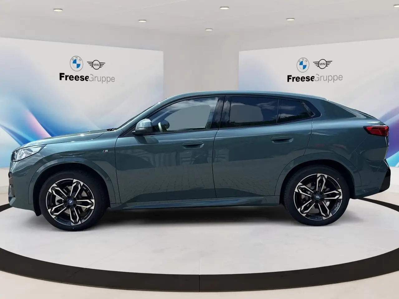BMW iX2 3