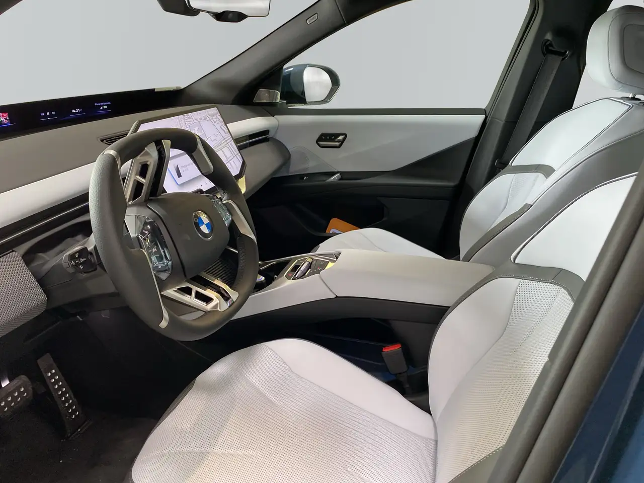 BMW iX3 50 8