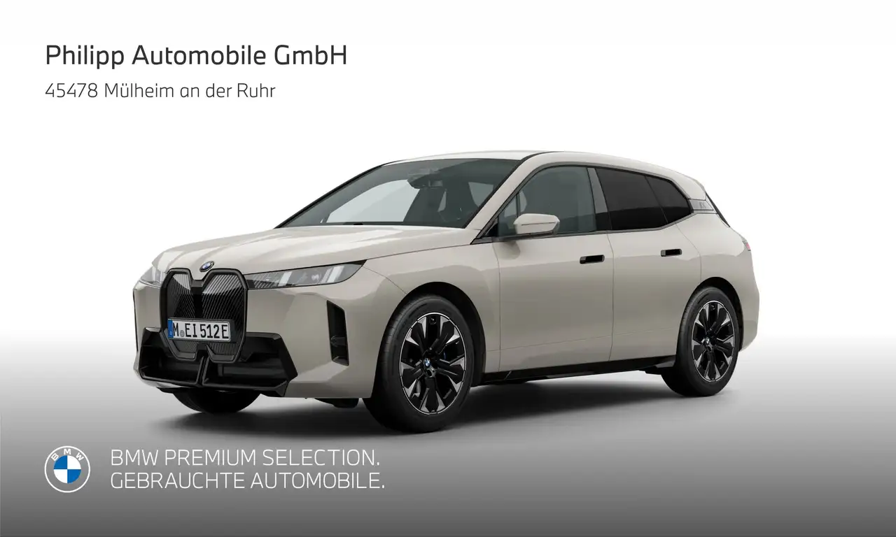 BMW iX