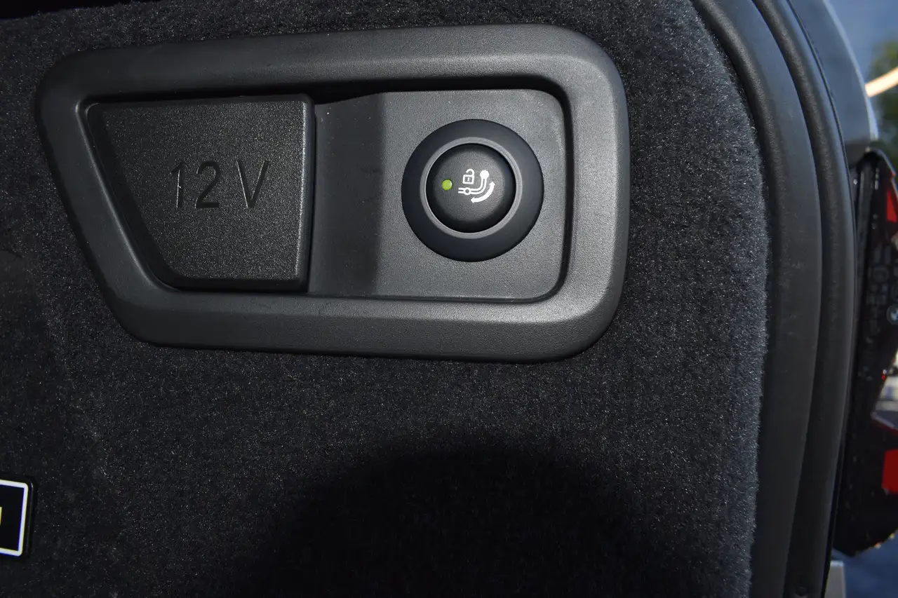 BMW X7 8