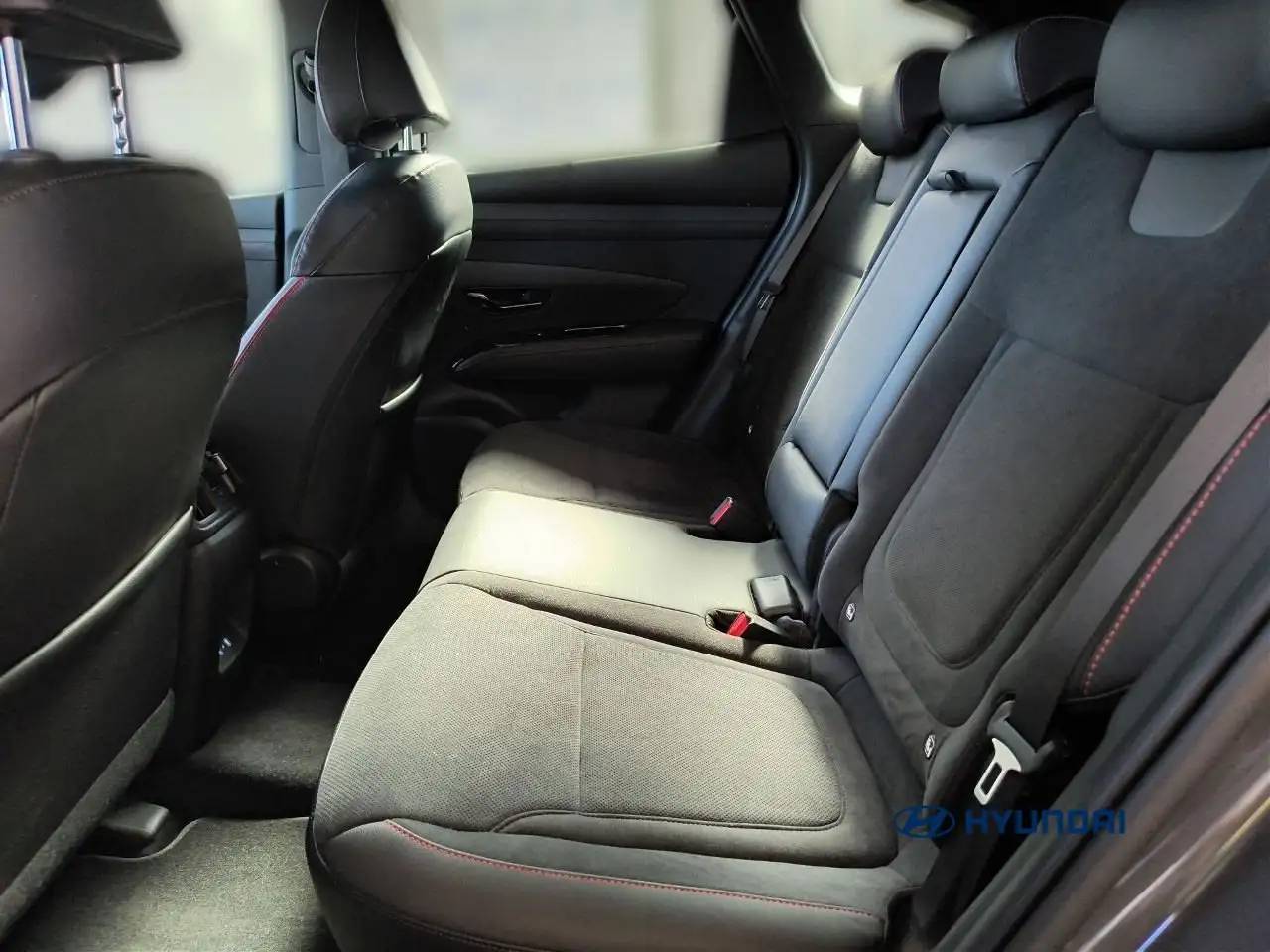 Hyundai TUCSON 10