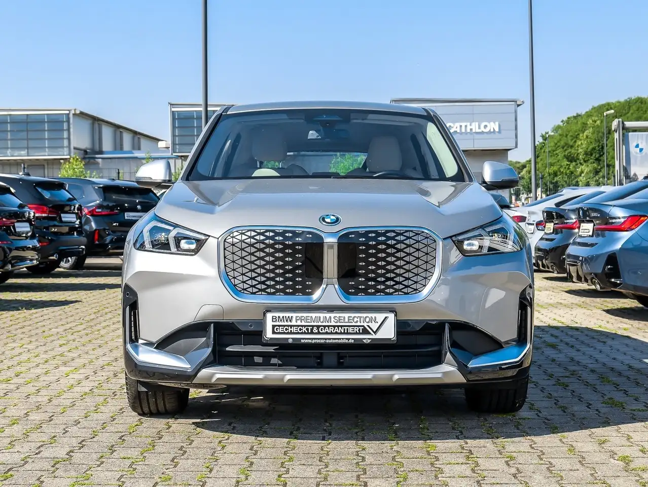 BMW iX1 9