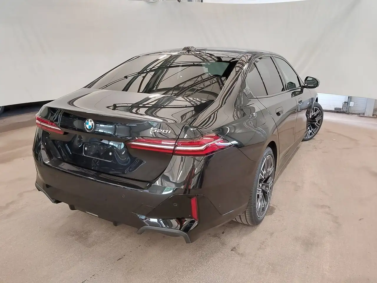BMW 520 i 8