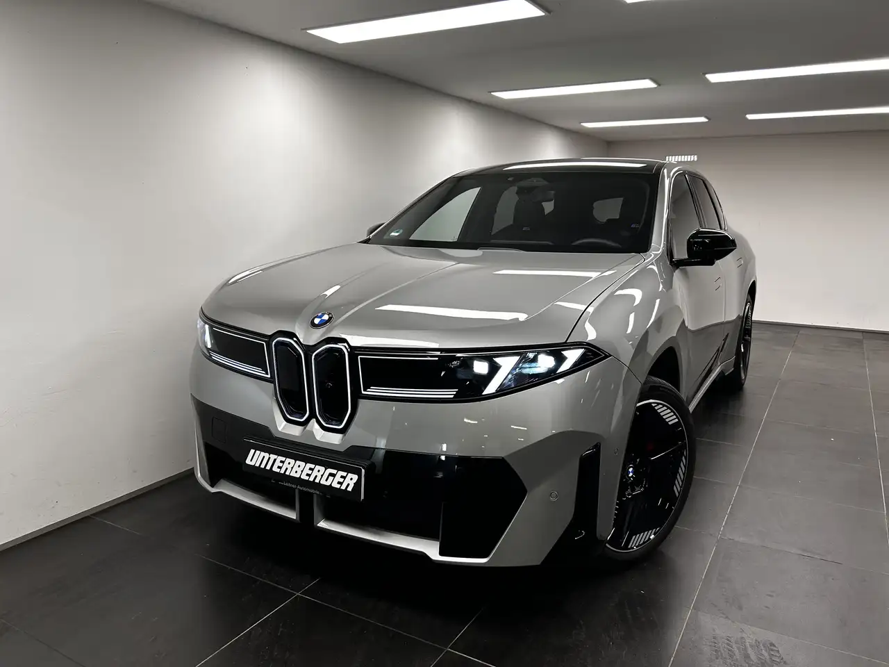 BMW iX3 50 7