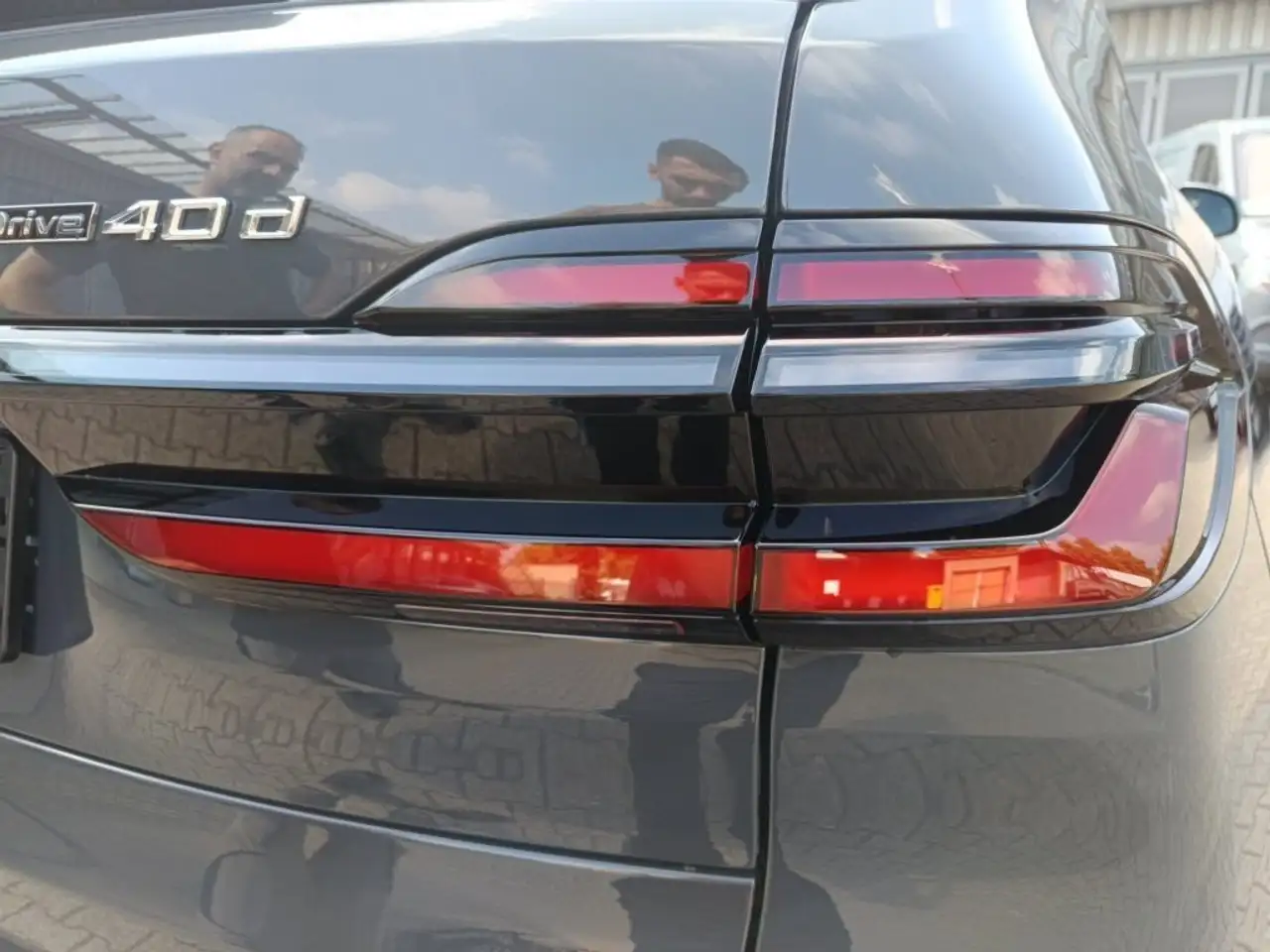 BMW X7 11