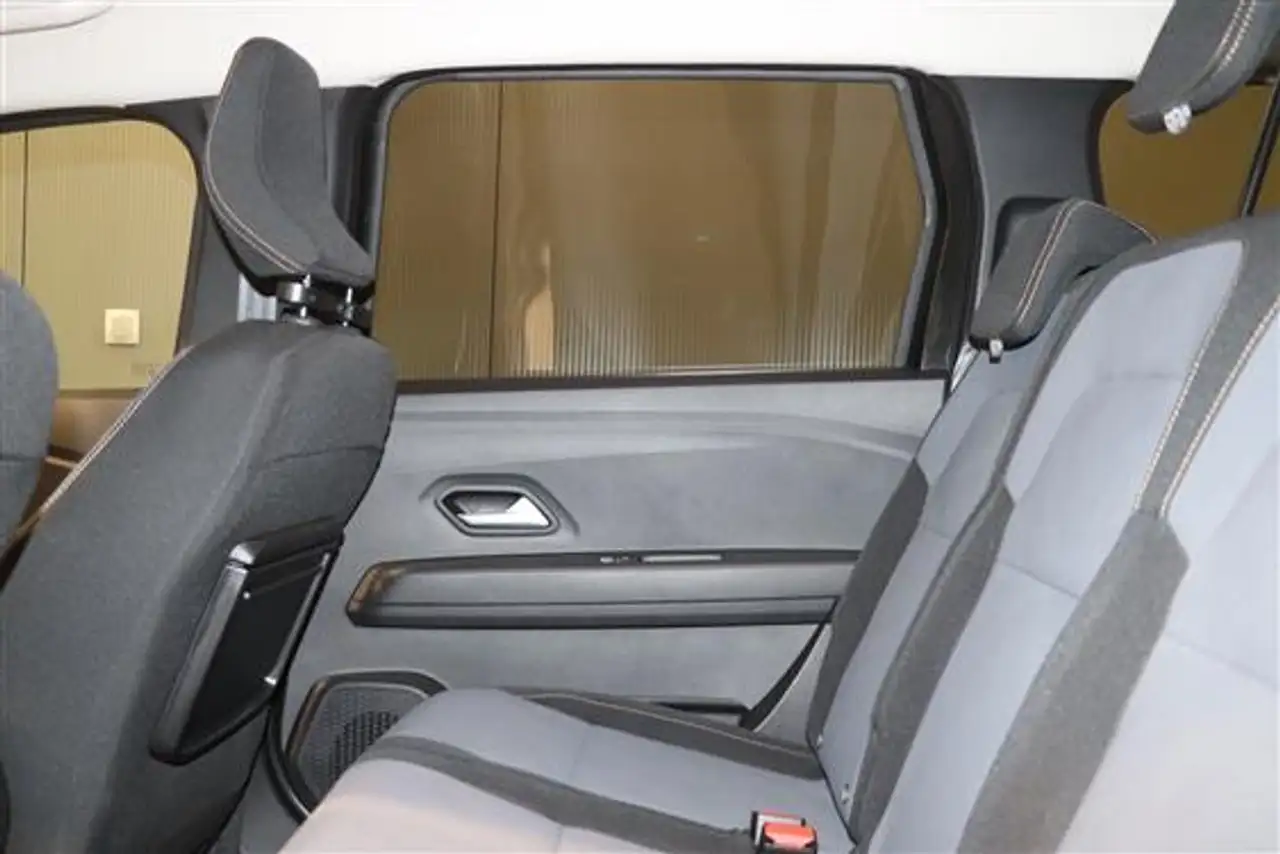 Dacia Jogger 9