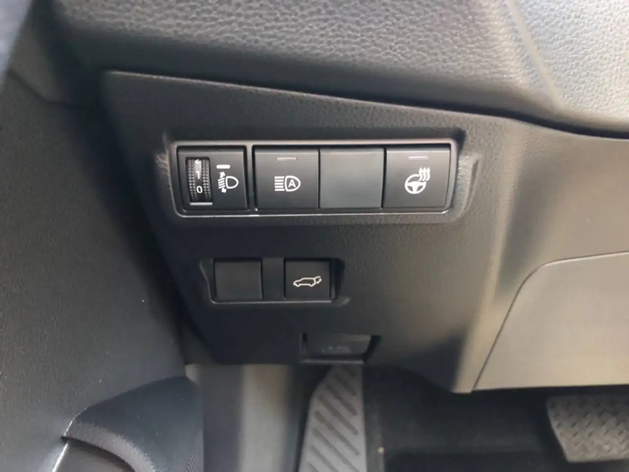 Toyota Corolla 13