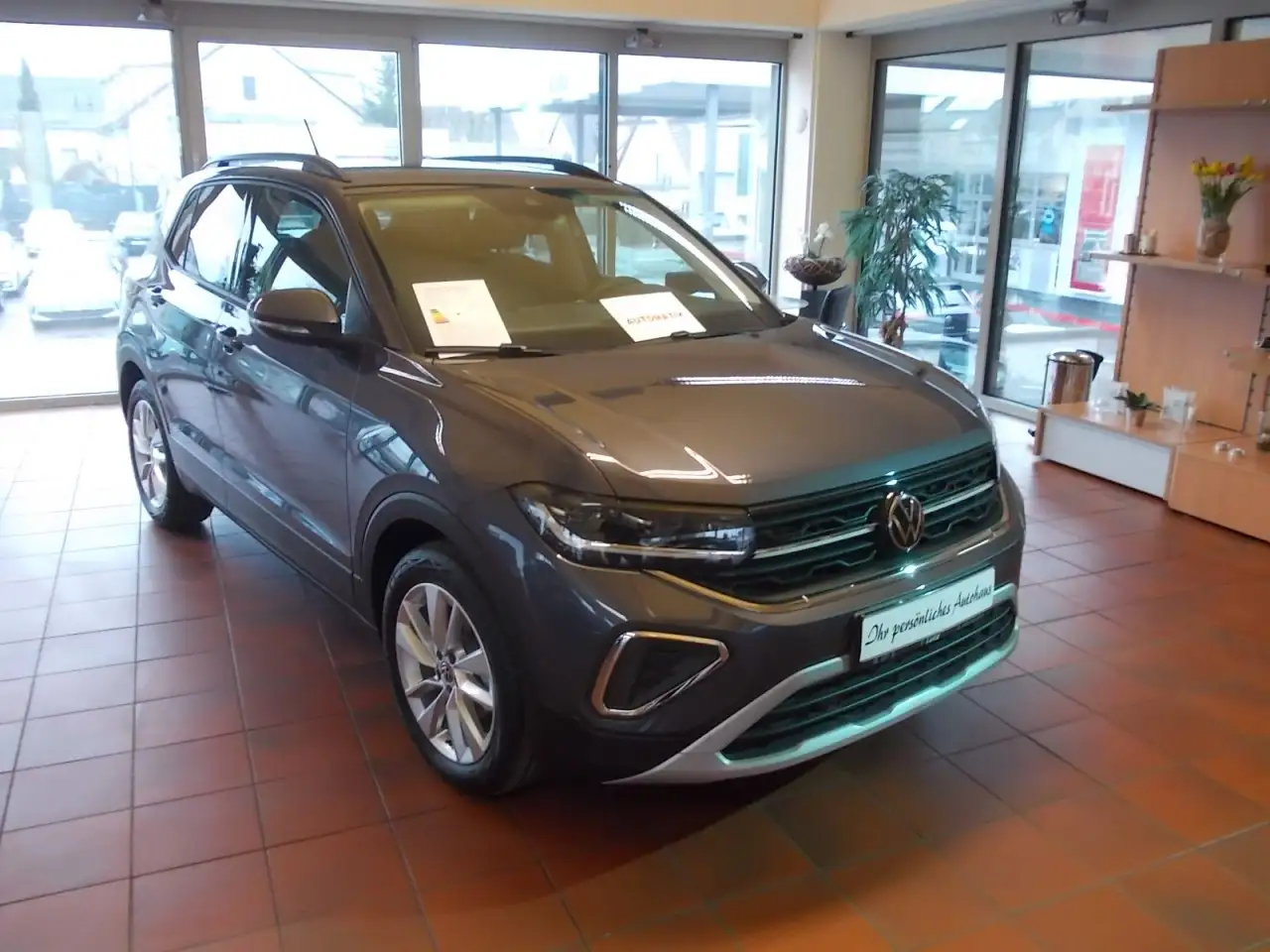 Volkswagen T-Cross 2