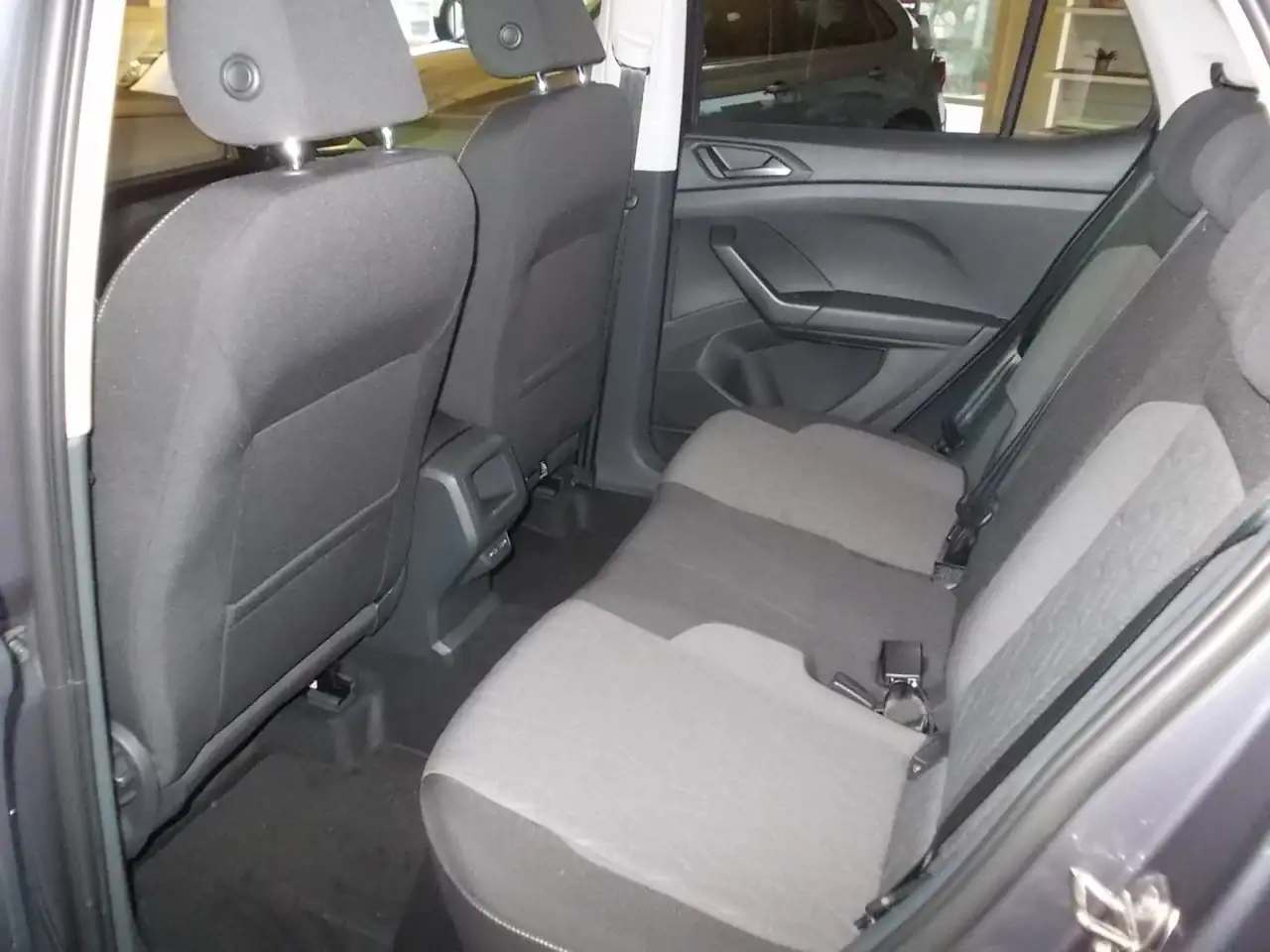 Volkswagen T-Cross 7