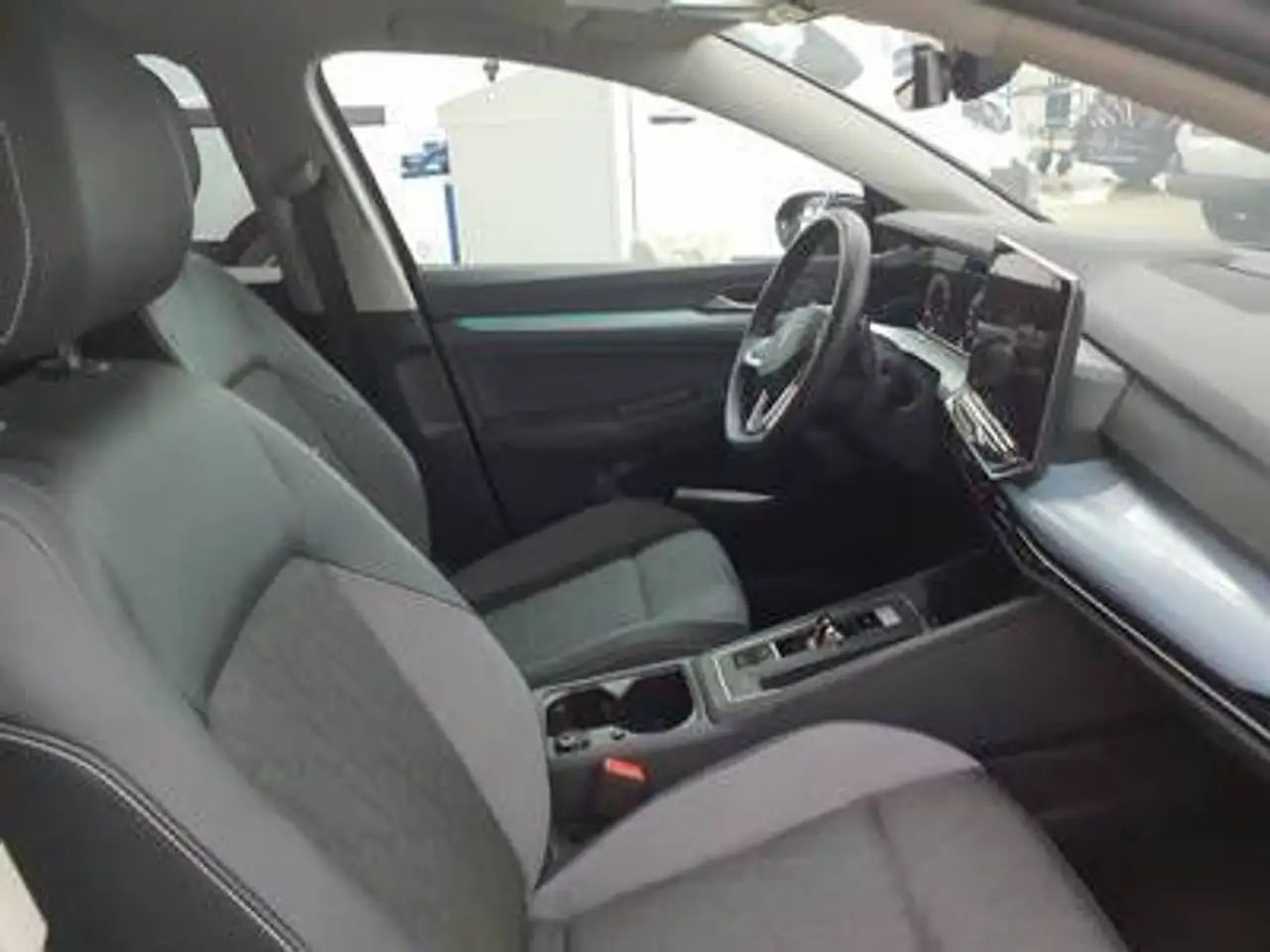 Volkswagen Golf VIII 4