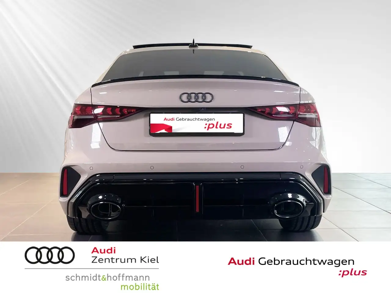 Audi RS3 5