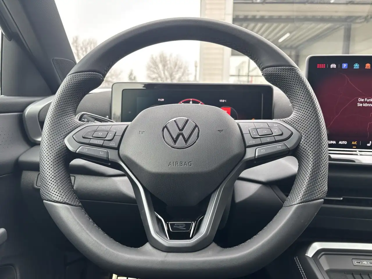 Volkswagen T-Roc 9