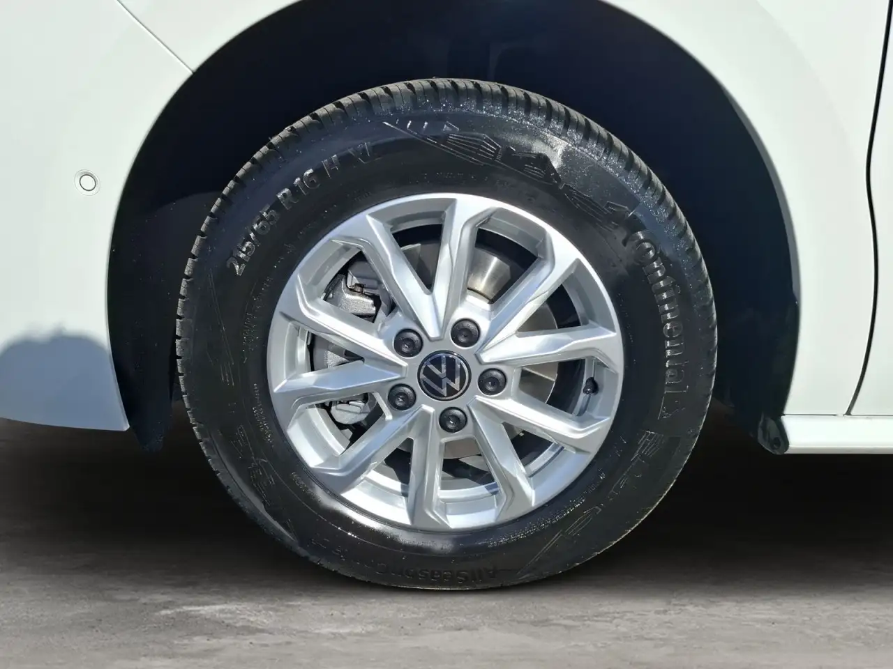 Volkswagen T7 California 16